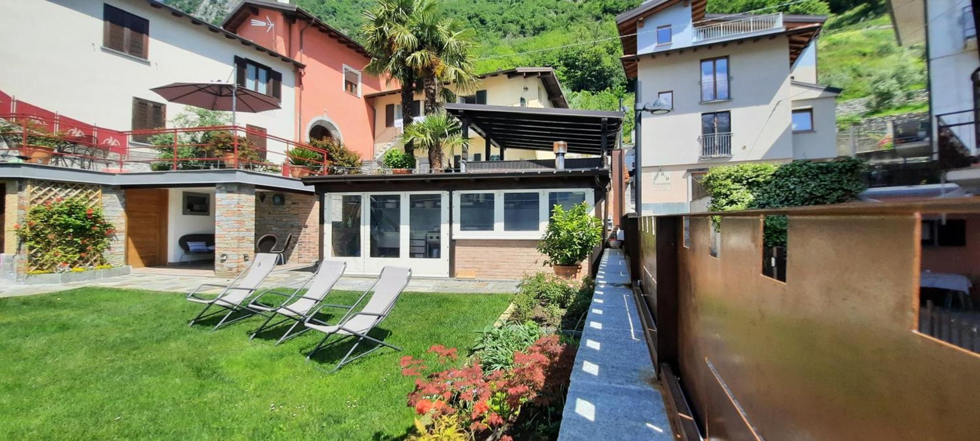 Appartamenti Monastero Dubino Esterno foto